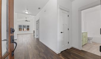 1240 Lighthouse Ln, Brookings, OR 97415