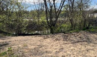 111 River St, Allegan, MI 49010