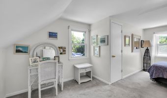 24 Toole Dr, Branford, CT 06405