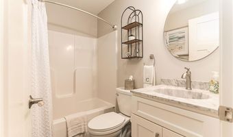11 Kendall Ct, Charlestown, RI 02813