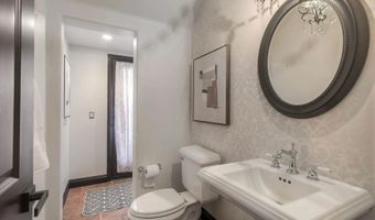 7635 Circulo Sequoia, Carlsbad, CA 92009