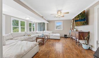 391 U Rd, Arthurdale, WV 26520