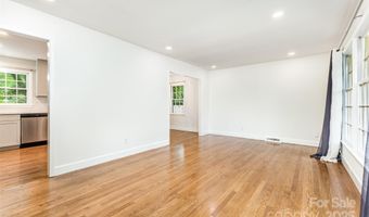 6422 Idlebrook Dr, Charlotte, NC 28212