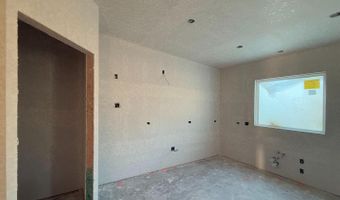 318 Brood Dr, Adkins, TX 78101