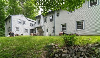 53 Henry St, Amherst, MA 01002