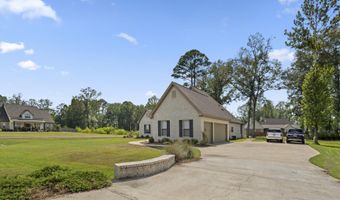 301 Leland Dr, Brandon, MS 39042