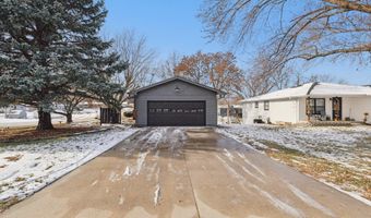 1320 Darwin St, Beatrice, NE 68310
