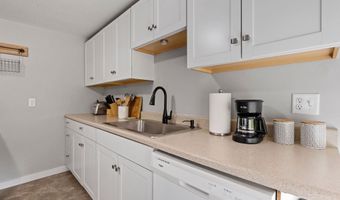 31 Water St #1, Bradford, NH 03221