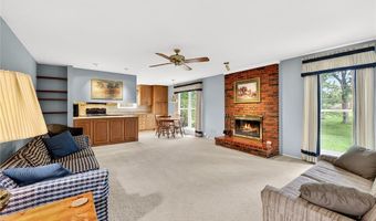 177 Wildwood Pkwy, Ballwin, MO 63011