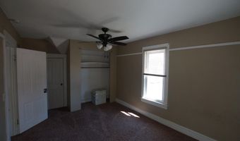 902 S 3rd St, Aberdeen, SD 57401