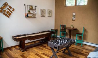 10 Woodlands Dr W, Angel Fire, NM 87710