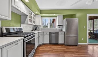 11 Kent Rd, Airmont, NY 10952