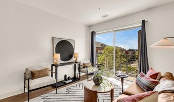 2550 17TH St NW 317, Washington, DC 20009
