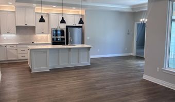 620 E Park Pl, Andover, KS 67002