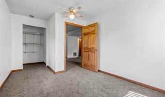 2718 Bryden, Alton, IL 62002