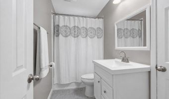 427 Shepperd Ln, Alloway, NJ 07422