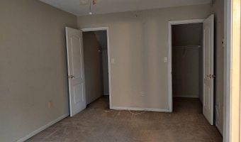 326 WILLIAMS St 302, Berlin, MD 21811