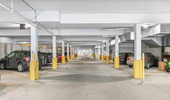 923 Mountain Meadows Cir, Ashland, OR 97520