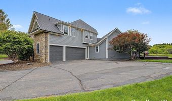 5327 Canyon River Dr NE, Ada, MI 49301