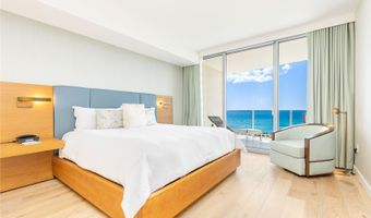 383 Kalaimoku St 3503, Honolulu, HI 96815
