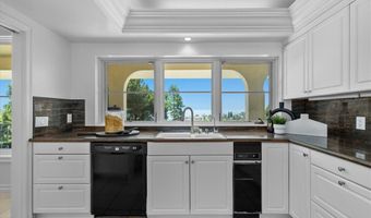 6883 Crest Rd, Rancho Palos Verdes, CA 90275