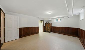 21 Lincoln Ave, Andover, NJ 07801