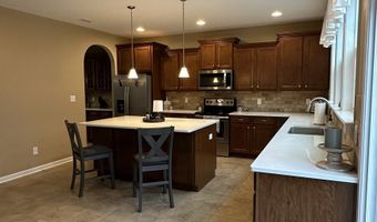 737 Bracknell Dr, Avon, IN 46123