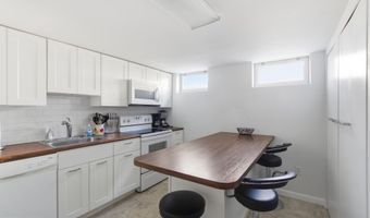 3141 CLAYBORNE Ave, Alexandria, VA 22306