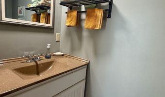 1511 Roosevelt Dr, Atlantic, IA 50022