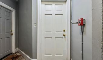 11 Roosevelt St 3R, North Providence, RI 02904