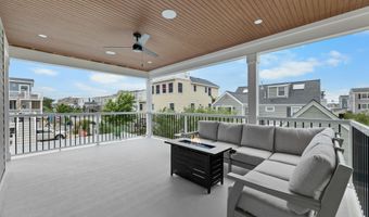 18 Mea Ln, Beach Haven, NJ 08008