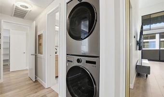 5310 Zelzah Ave 302, Encino, CA 91316