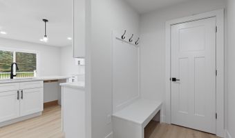 2004 Green Acres Dr, Adrian, MI 49221