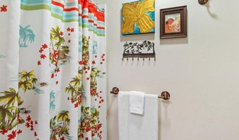75-5776 KUAKINI Hwy 322, Kailua Kona, HI 96740