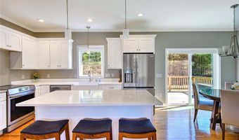 9 Cassidy Trl, Coventry, RI 02816