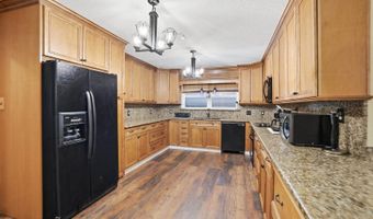142 Kenmore Ave, Biloxi, MS 39531