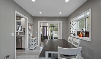 1228 Pacific Ave, Beachwood, NJ 08722