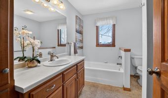 4307 N MARSHALL HEIGHTS Ave, Appleton, WI 54913