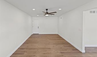 2301 Wedgewood Dr, Alton, IL 62002