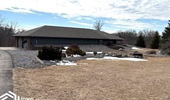 2204 River Rd, Algona, IA 50511