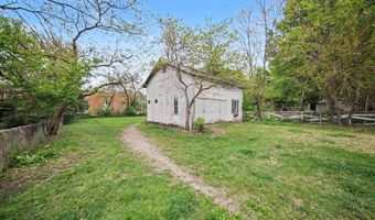 1011 W Maumee St, Adrian, MI 49221