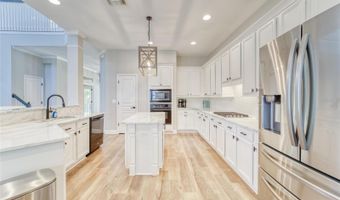 5225 BRIGHTON SHORE Dr, Apollo Beach, FL 33572