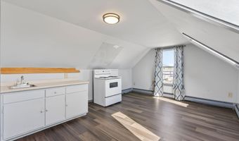 2386 N Belfast Ave, Augusta, ME 04330
