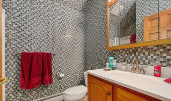 350 Austin Farm Rd, Exeter, RI 02822