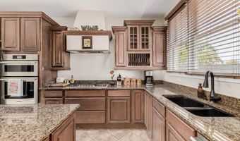 2288 E WISTERIA Dr, Chandler, AZ 85286