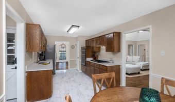3775 OAK FOREST Dr, Bartlett, TN 38135