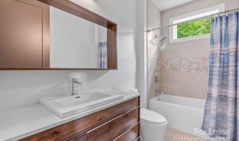 34 Grovepoint Way, Asheville, NC 28804