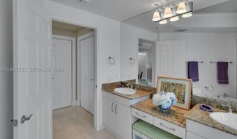 9751 E Bay Harbor Dr 6C, Bay Harbor Islands, FL 33154