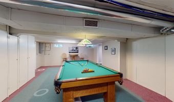 3840 CHAPEL HILL Dr, Erie, PA 16506