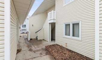 412 Faulkner Ct, Ames, IA 50014